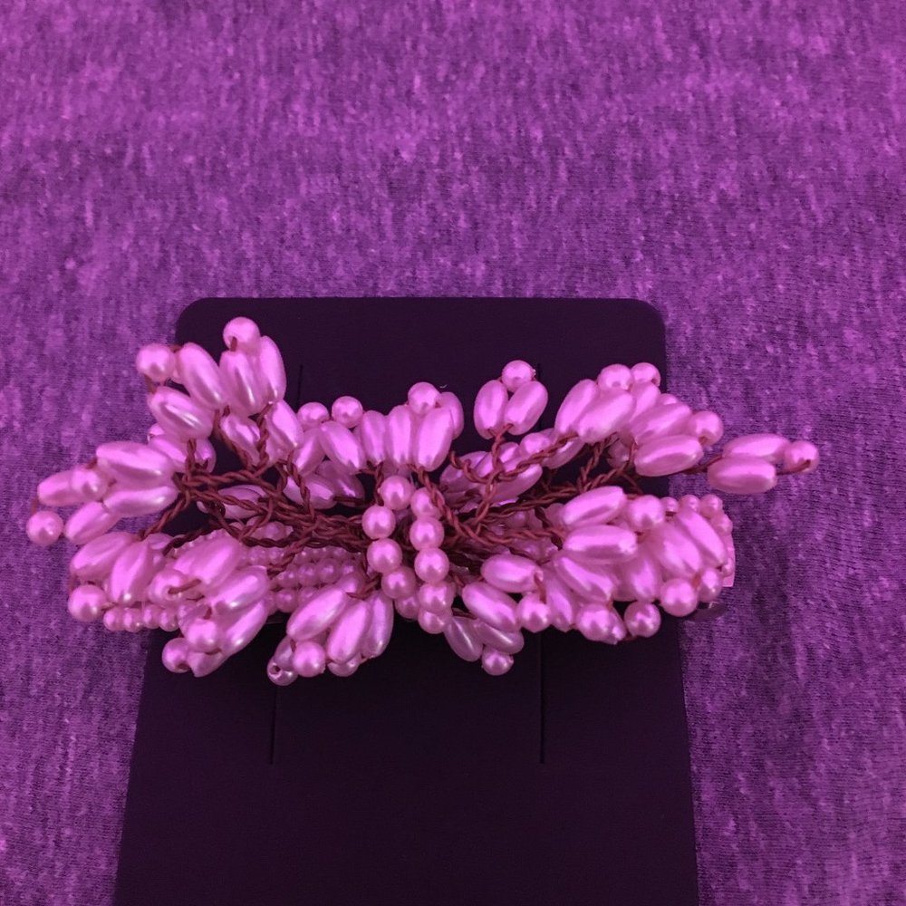 Pearly Barrette